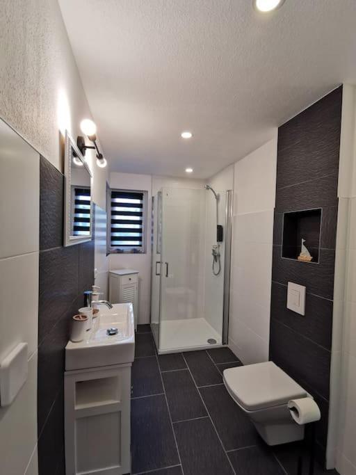 Altstadt-Apartment & Fewo Og Fuer Max 3 Pers ฮาลเดนสเลเบน ภายนอก รูปภาพ